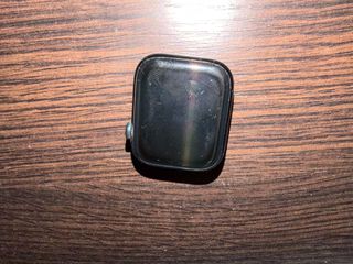 Apple Watch Series 8-thumb-1