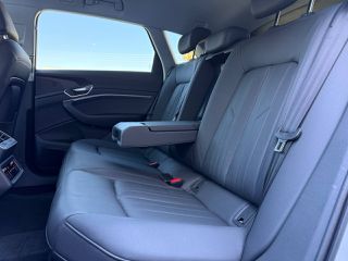 Audi e-tron 2023 55 Quattro/ 10 έτη εγγύηση Platinum/Τετραζωνικός Κλιματισμός-thumb-26