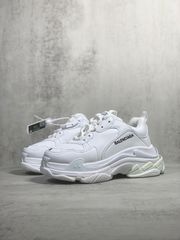 Balenciaga Sneakers Triple S Made in Malaisia SuperHigh Quality