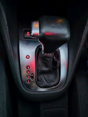 Volkswagen Golf 2011 TSI DSG-thumb-14