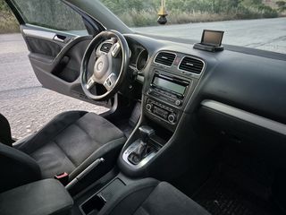 Volkswagen Golf 2011 TSI DSG-thumb-9