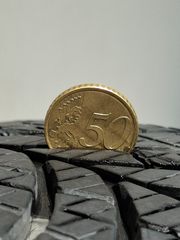 Goodyear Vector 215/60 R17 DOT 2023