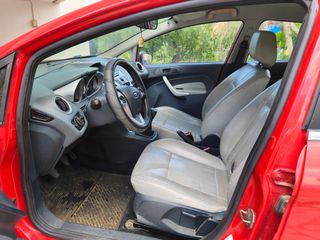 Ford Fiesta 2009 1.6  SPORT-thumb-4
