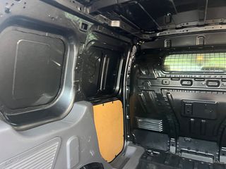 Ford Transit Connect 2019-thumb-11