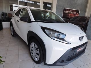 Toyota Aygo (X) 2022 X-PLAY-thumb-2