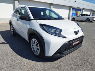 Toyota Aygo (X) 2022 X-PLAY-thumb-2