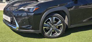 Lexus UX 2024 250h Luxury Edition ΄Facelift'  AWD-thumb-3