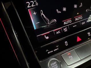 Audi Q8 2019 3xSLINE-PANORAMA-MATRIX LIGHTS- 50 TDI QUATTRO TIPTRONIC-thumb-48