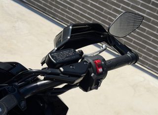 Honda X-ADV 2026 Stealth Black-thumb-15