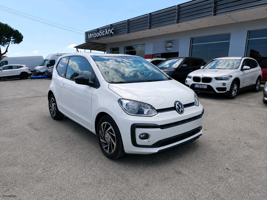 Volkswagen Up 2018 1.0 cc Sound Edition