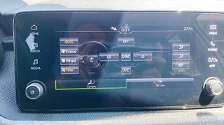 Skoda Kamiq 2025 SELECTION 1.0 TSI 116 PS DSG7-thumb-16