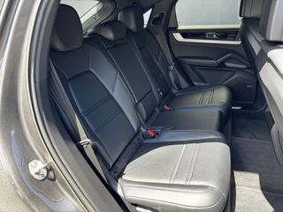 Porsche Cayenne 2024 S E-HYBRID 519hp COUPE-thumb-21