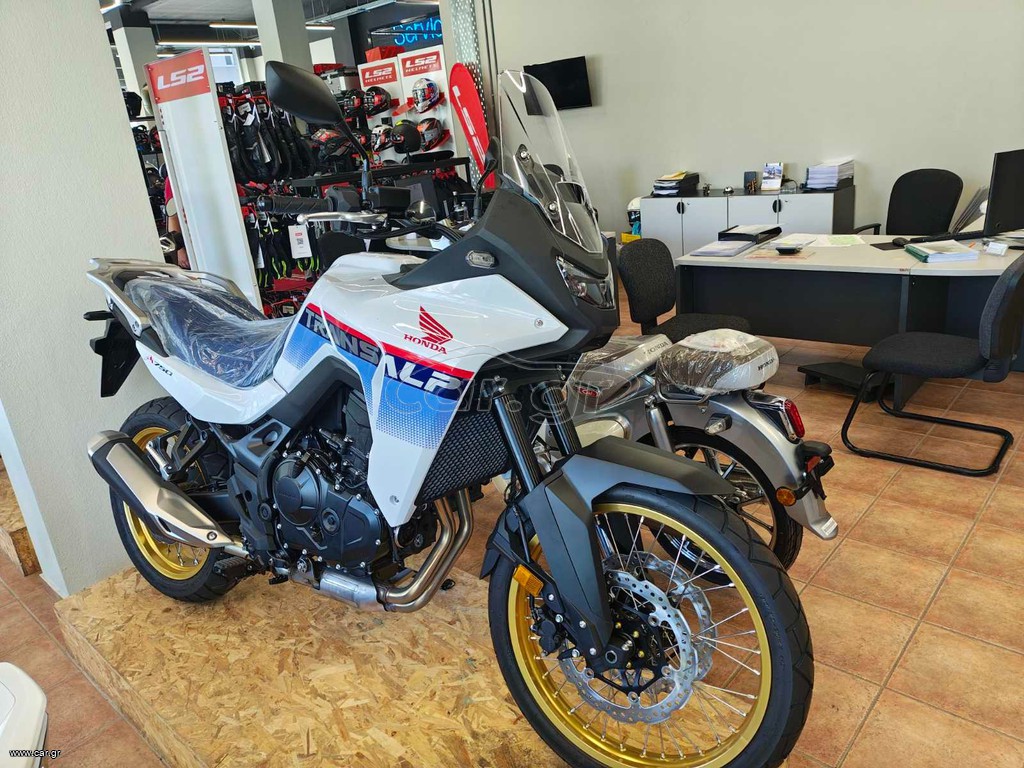 Honda Transalp 2025 ΕΤΟΙΜΟΠΑΡΑΔΟΤΟ !!!! Μοντέλο 2025 !!