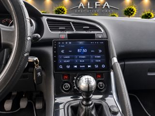 Peugeot 3008 2011-thumb-8