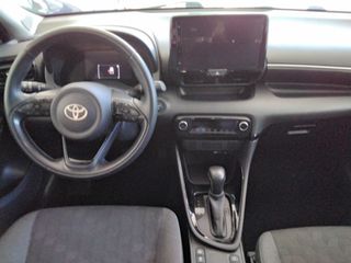 Toyota Yaris 2024 1.5 HYBRID-thumb-8
