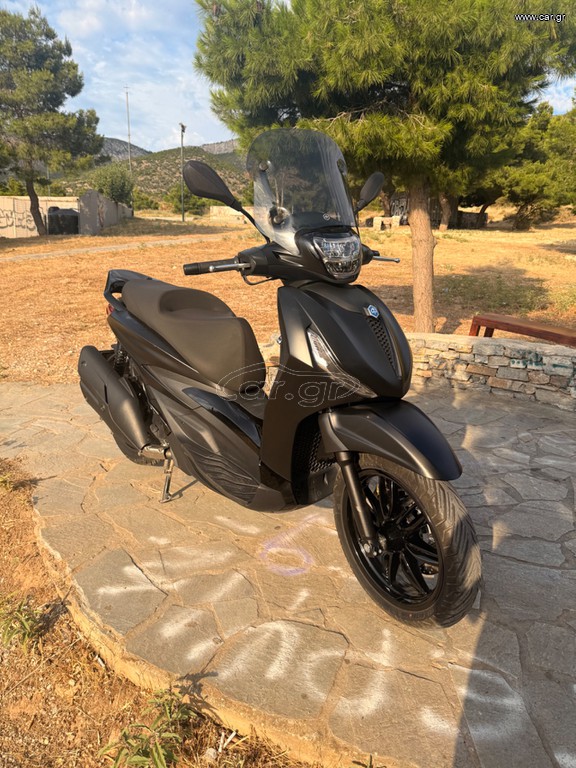 Piaggio Beverly 400 2024