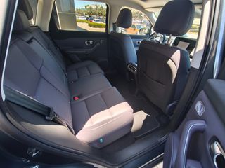 Leapmotor C 10 2025 Hybrid EV Design (28,4kWh / 145 Km)-thumb-10