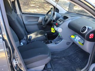 Toyota Aygo 2011 1.0 VVTI 5θυρο-thumb-13