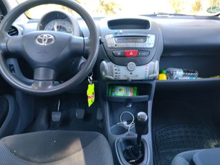 Toyota Aygo 2011 1.0 VVTI 5θυρο-thumb-14