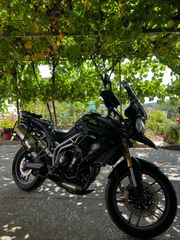 Triumph Tiger 800 2012-thumb-1