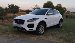 Jaguar E-Pace 2018 D 150-thumb-1