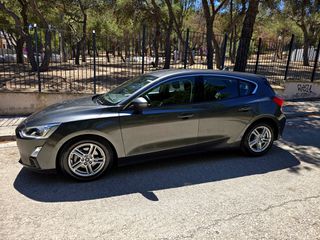 Ford Focus 2019 1.5cc  150hp-thumb-1