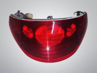 ΠΙΣΩ ΦΑΝΑΡΙ STOP PIAGGIO BEVERLY 125 / 250 / 300 ΓΝΗΣΙΟ