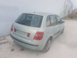 Fiat Stilo 2004 1.6 16V-thumb-2