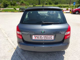 Skoda Fabia 2009-thumb-4