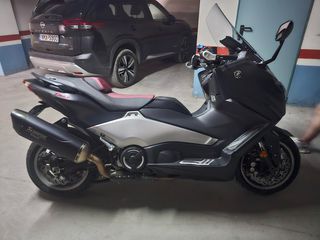 Yamaha T-MAX 560 2026