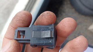 ΜΠΟΥΤΟΝ ΓΙΑ ΤΟ ΠΟΡΤΑΚΙ ΚΑΥΣΙΜΟΥ VOLKSWAGEN/SEAT