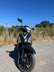 Sym Symphony ST 125 2017-thumb-1