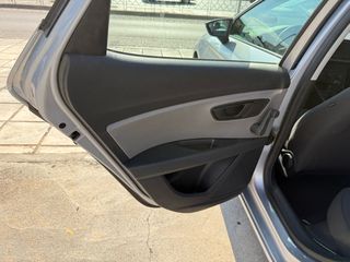 Seat Leon 2018-thumb-31