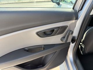 Seat Leon 2018-thumb-32