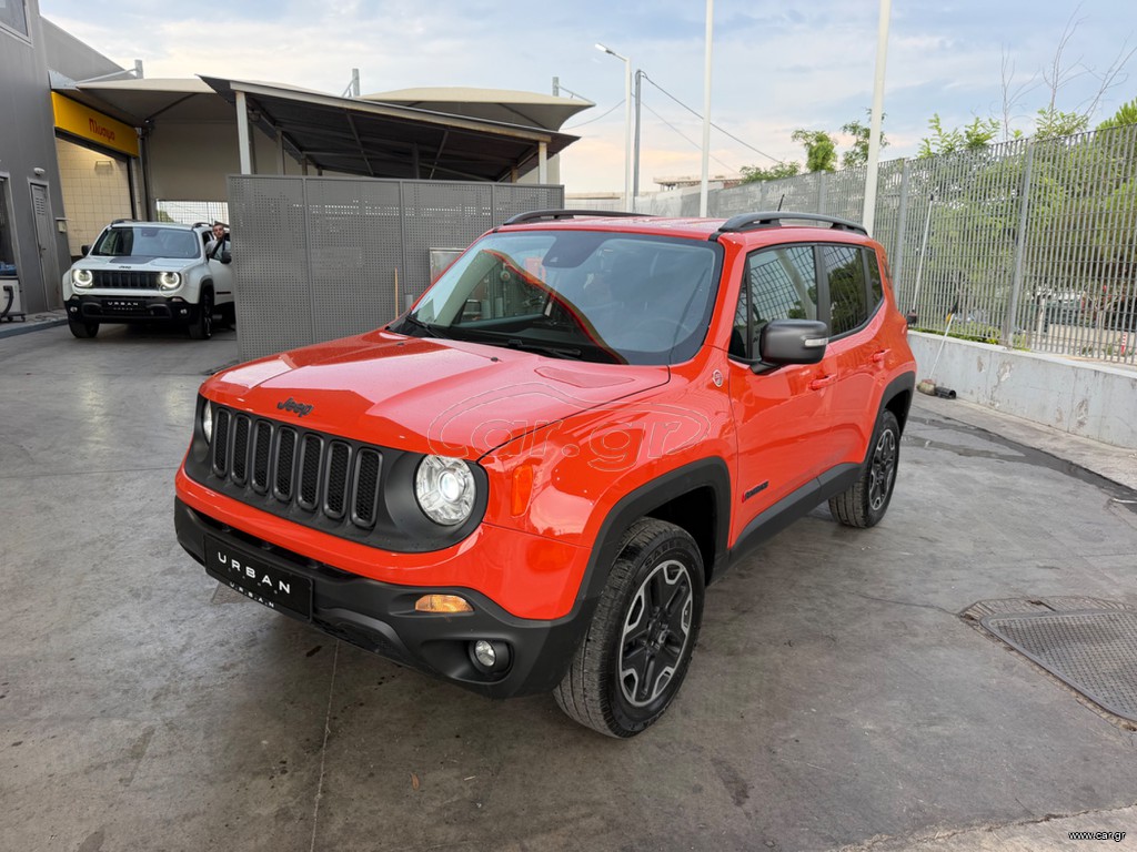 Jeep Renegade 2015 TRAILHAWK 2.0 170HP 4WD LOW - KEYLESS