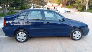 Volkswagen Polo 2000 CLASSIC 1.4 !!!-thumb-16