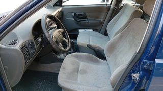 Volkswagen Polo 2000 CLASSIC 1.4 !!!-thumb-32