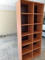 Βιβλιοθήκη ξύλινη με 12 ράφια ρ