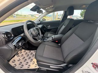 Mercedes-Benz A 160 2021-thumb-14