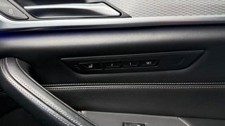 Bmw 530 2017 XDRIVE-thumb-14