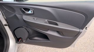 Renault Clio 2017 1.5 DCI DIESEL EURO6-thumb-22