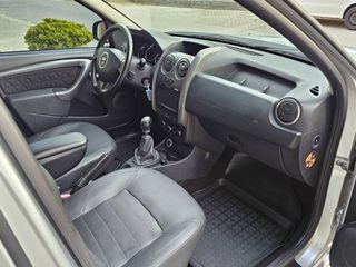 Dacia Duster 2014 PRESTIGE 4X4 1.5 110PS-thumb-8