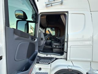 Scania 2012 R560-thumb-8