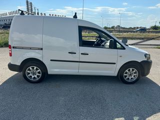 Volkswagen Caddy 2012-thumb-1