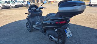Piaggio MP3 300 LT 2015-thumb-5