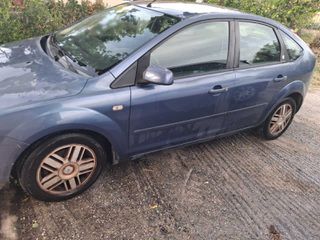 Ford Focus 2005 GHIA 1,6 FULL EXTRA