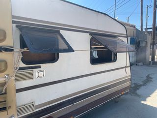 Dethleffs 1984 caravan-thumb-9