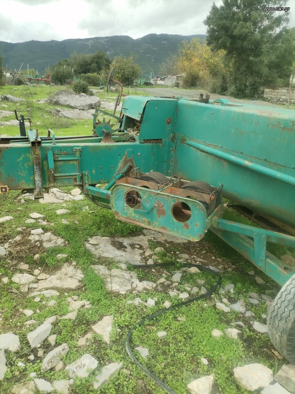 Πρέσες John Deere 1990 342