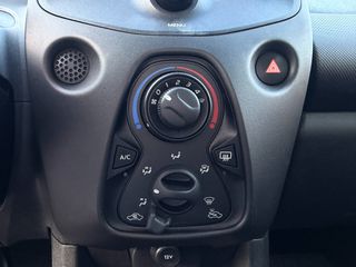 Toyota Yaris 2017 1.0 VVTI - 72hp - Euro 6-thumb-33