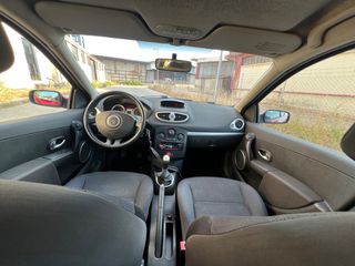 Renault Clio 2007 DIESEL 1.5 DCI-thumb-8